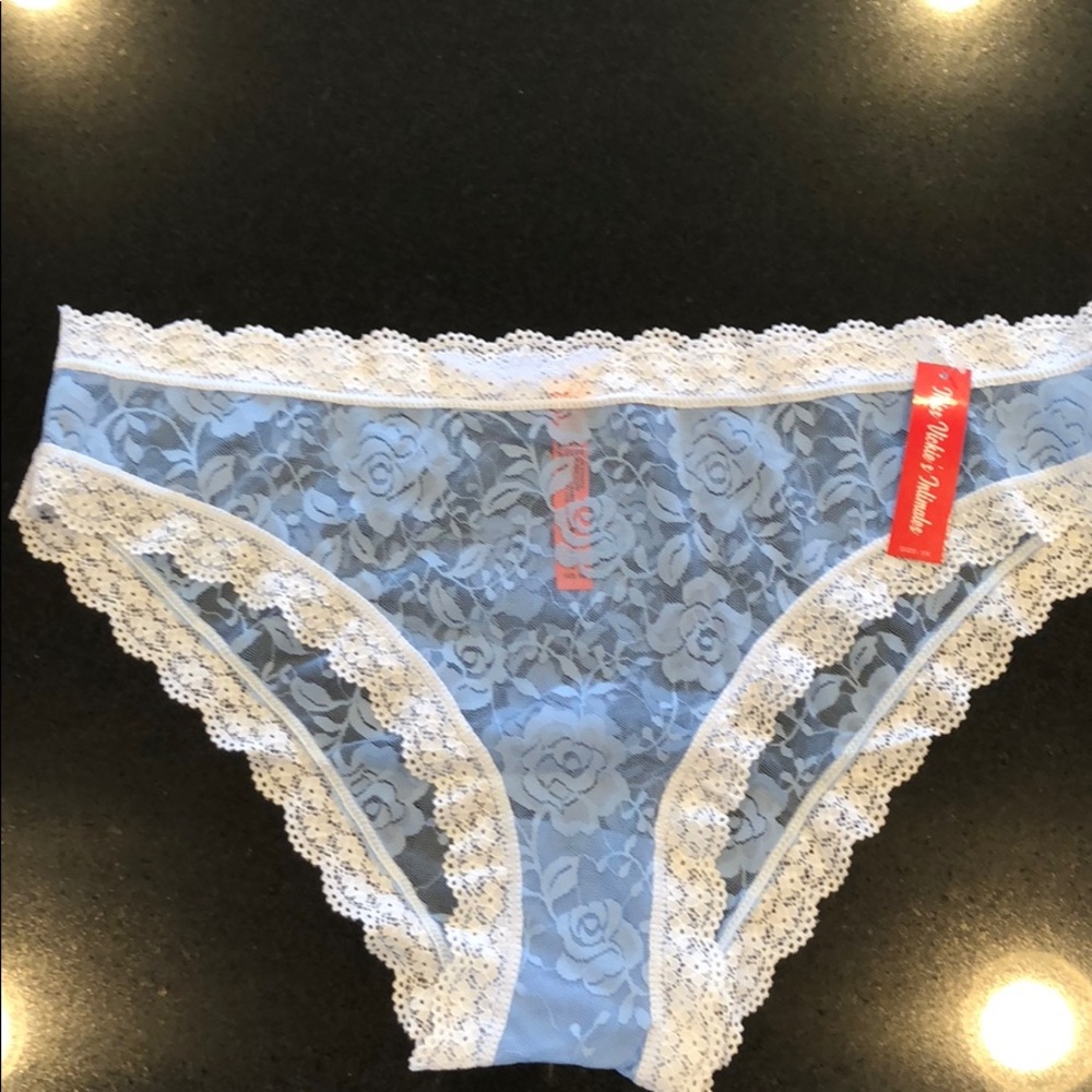 Super cute Rose pattern undies